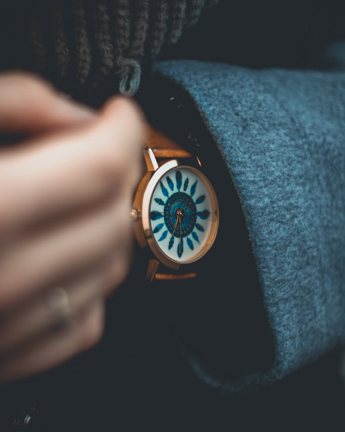 The Art of Making a Lasting Impression with Luxury Timepieces